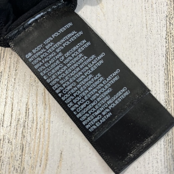 The North Face 2 in 1 tank size Small - Picture 9 of 9